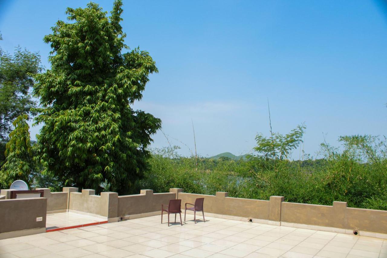 Panna Tiger Resort- Riverside Property Rājgarh Exterior foto